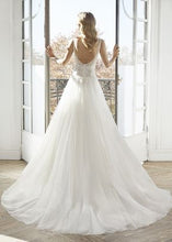 Lade das Bild in den Galerie-Viewer, Aire Barcelona - Eliette